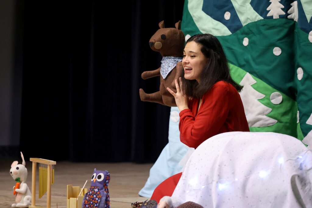 Le spectacle de la compagnie maya Petite Marmotte sous la Neige au Relais Petite Enfance de Val d'Europe Organisation !