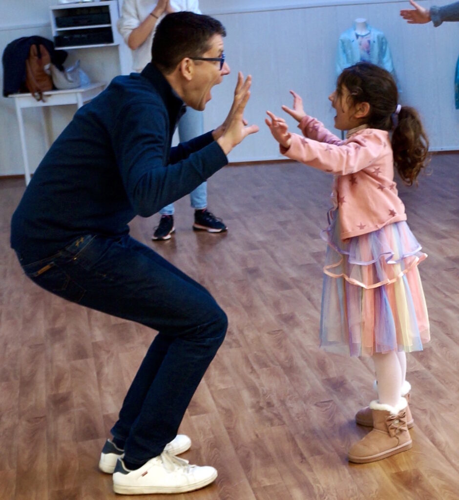 Atelier en duo parent-enfant Théâtre & Emotions de la compagnie maya