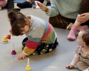 Ateliers en duo parent-enfant-bébé signes découverte de la compagnie maya
