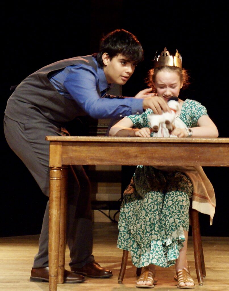 Le spectacle de fin d'année du cours de théâtre des enfants de la compagnie maya