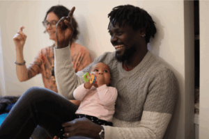 Les ateliers signes avec bébé de la compagnie maya