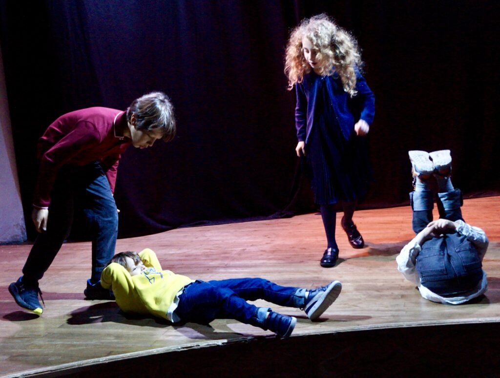 Stage de la toussaint comédie musicale de la compagnie maya