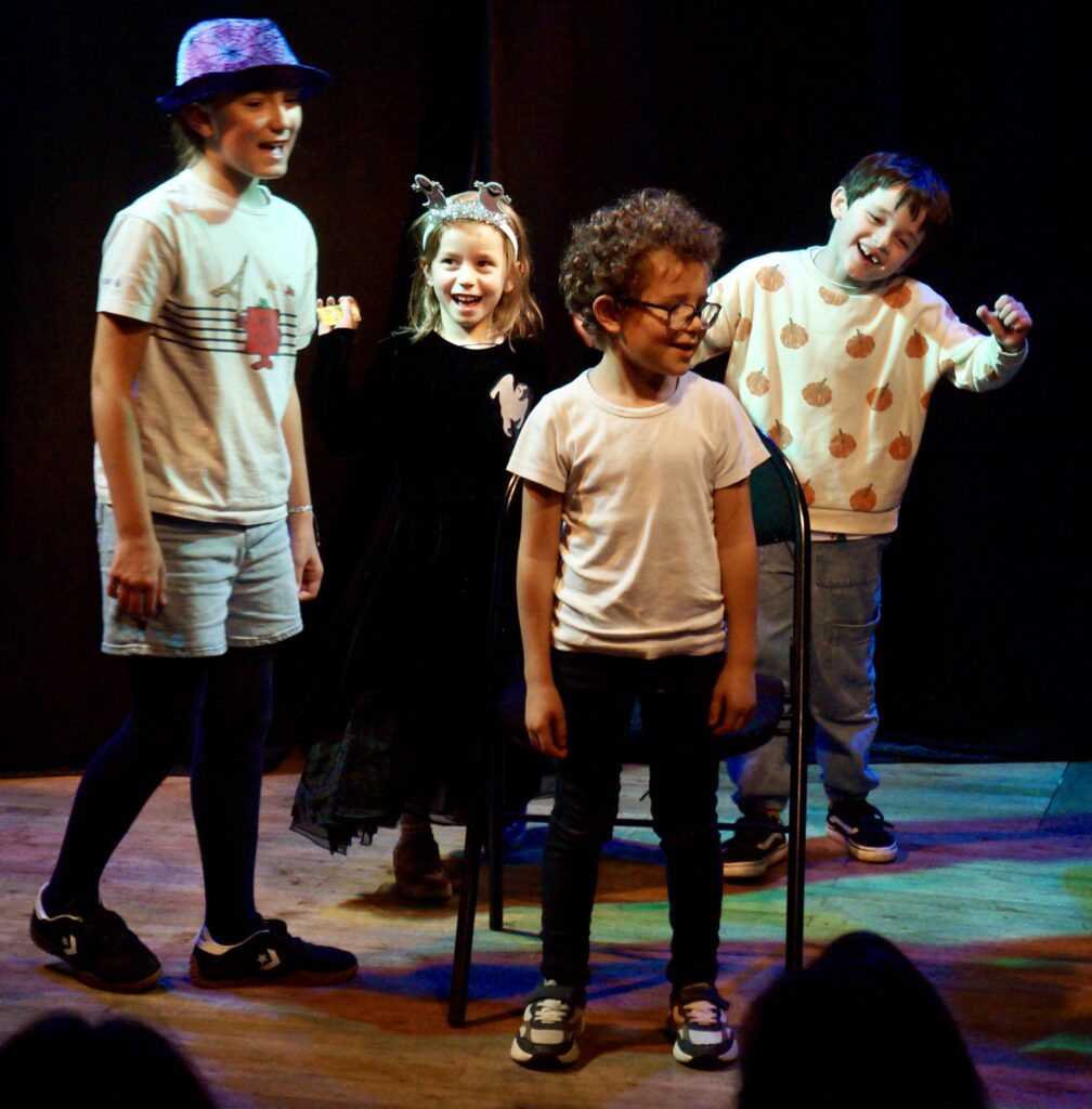 Stage de la toussaint comédie musicale de la compagnie maya