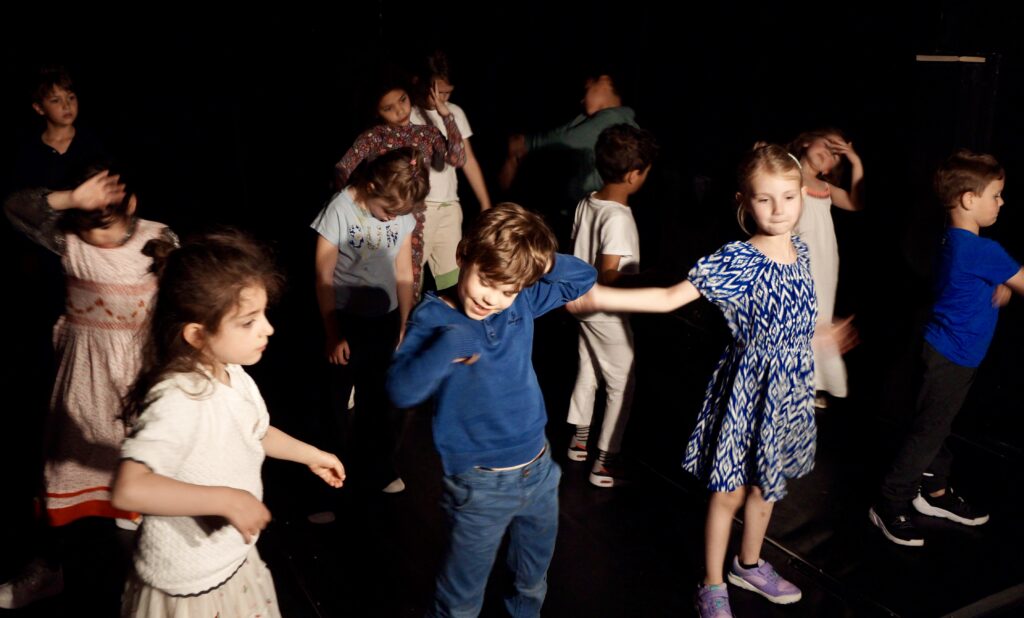 Les photos du stage théâtre hip-hop au théâtre pandora de la compagnie maya
